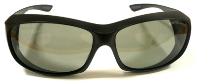 メガネの上からかけれるオーバーサングラス！偏光レンズ、偏光調光レンズ装備のPOLA-FIT